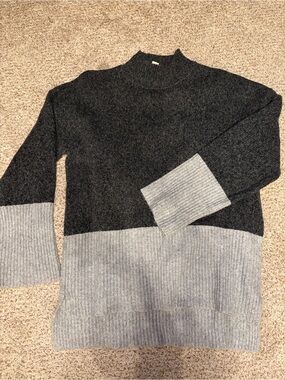 Michael Kors Charcoal & Light Gray Two-Tone Knit Sweater